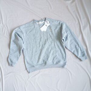 Alo Yoga NWT Accolade Crew Neck Pullover Athletic Heather Grey Size S